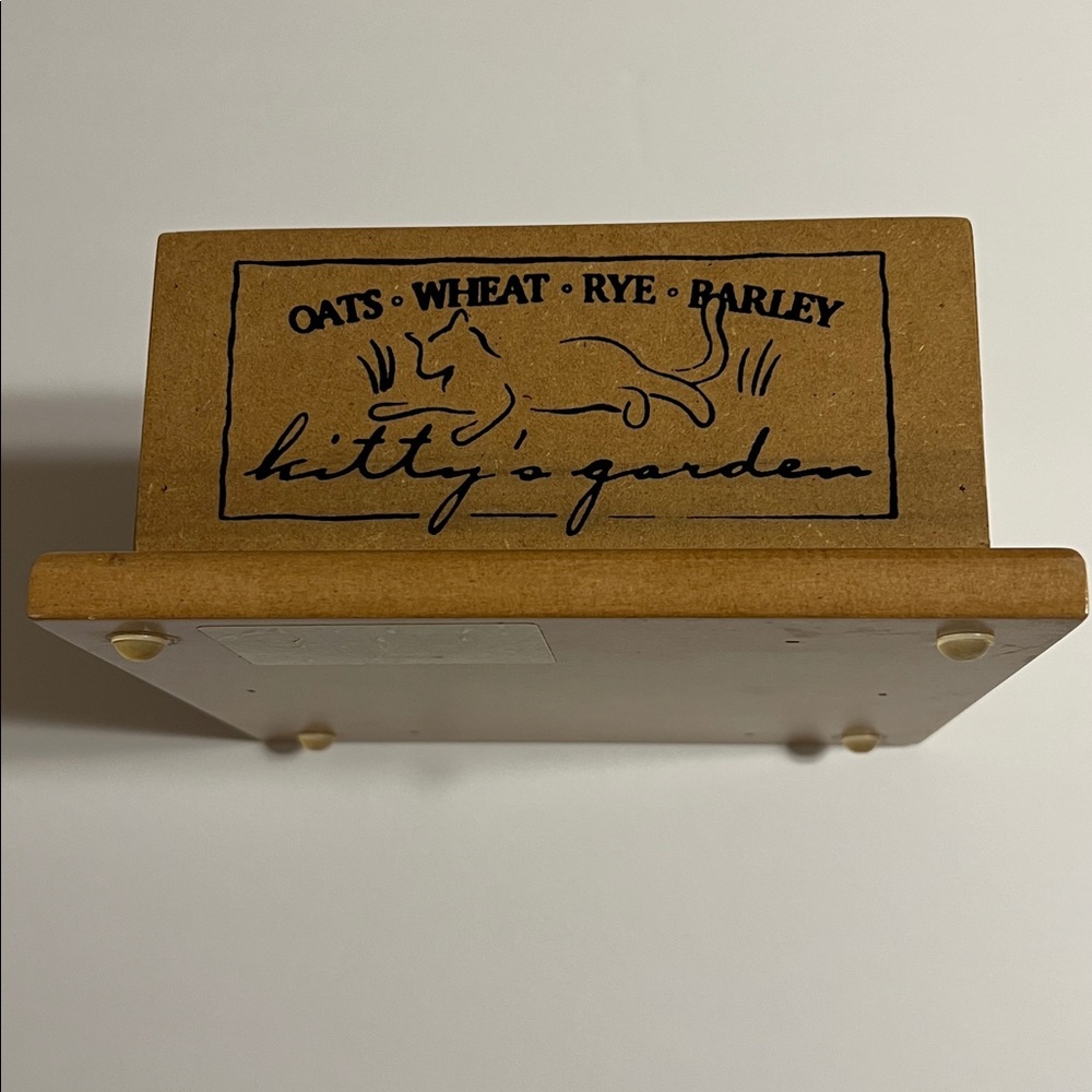 Kitty Garden Wooden Box Planter Pioneer Pets Products - Picture 3 of 8